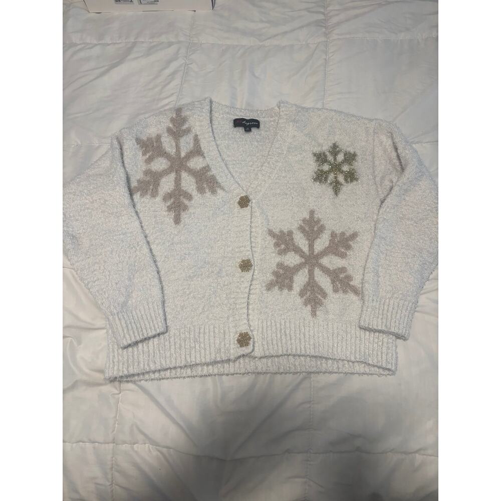 Cardigan sweater medium 33 degrees
